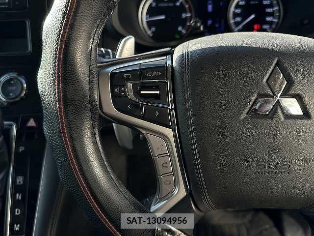Mitsubishi DELICA 2019-12 8010383-9