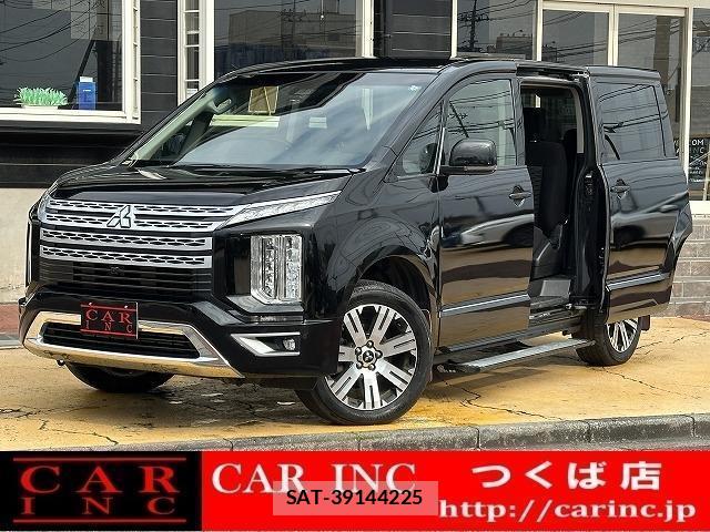 Mitsubishi DELICA 2019-11 8010384-0