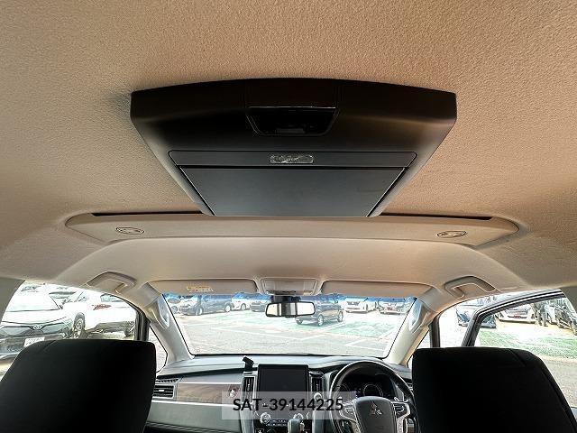 Mitsubishi DELICA 2019-11 8010384-15