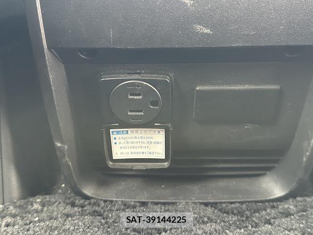 Mitsubishi DELICA 2019-11 8010384-17