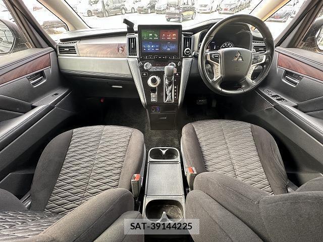 Mitsubishi DELICA 2019-11 8010384-2