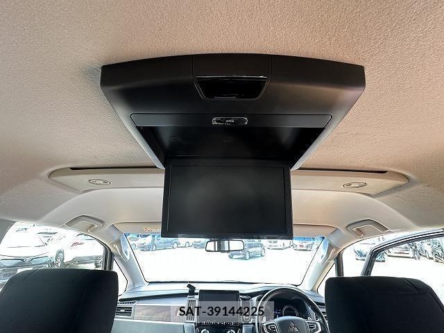 Mitsubishi DELICA 2019-11 8010384-8