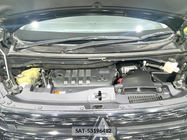 Mitsubishi DELICA 2022-03 8010445-18