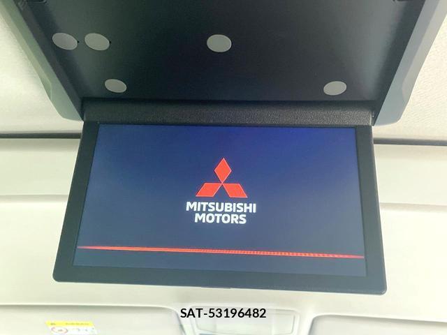 Mitsubishi DELICA 2022-03 8010445-2