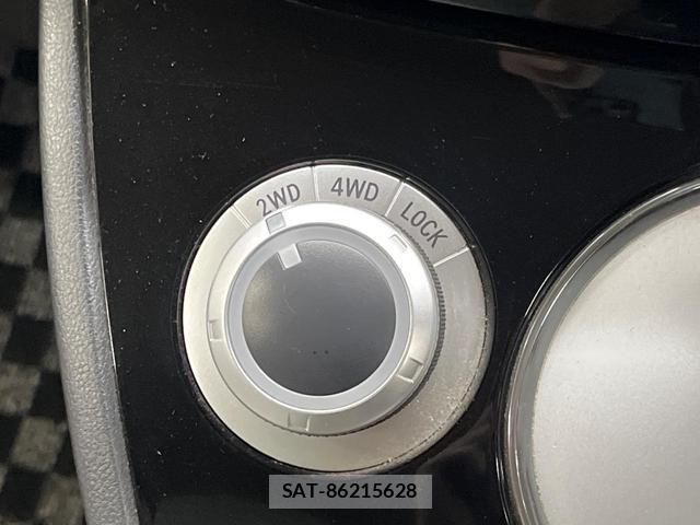 Mitsubishi DELICA 2016-07 8010512-2