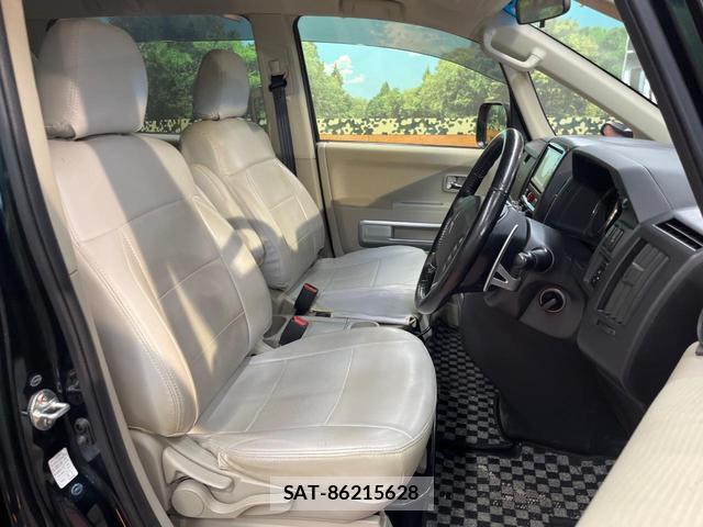 Mitsubishi DELICA 2016-07 8010512-7
