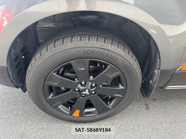 Mitsubishi DELICA 2017-10 8010621-3