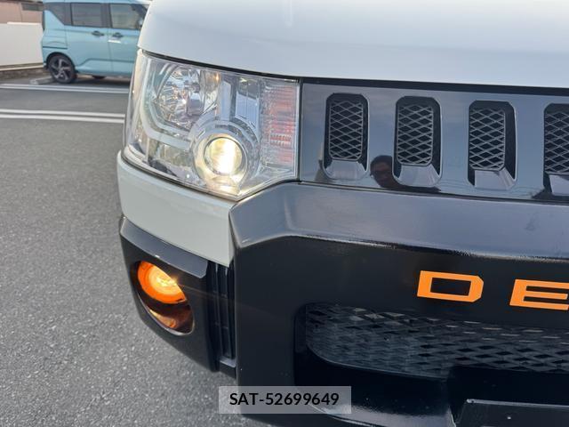 Mitsubishi DELICA 2017-06 8010623-9