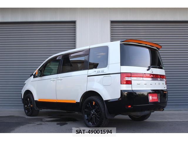 Mitsubishi DELICA 2017-06 8010764-3