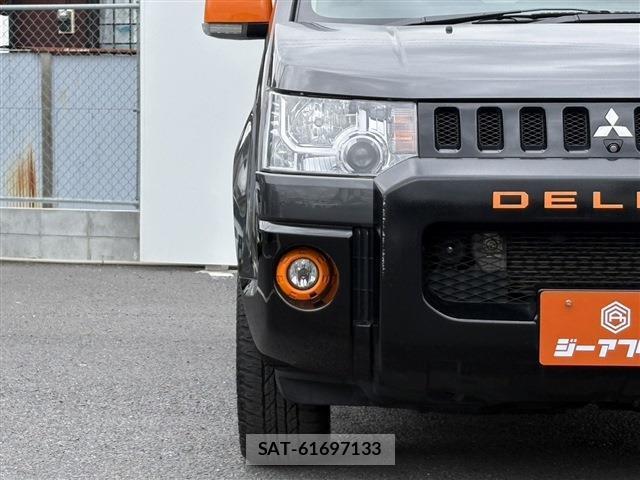 Mitsubishi DELICA 2017-05 8010773-16