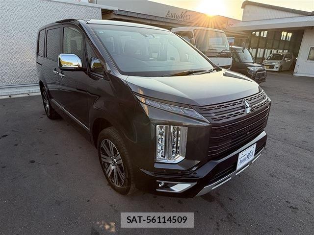 Mitsubishi DELICA 2024-02 8010839-5