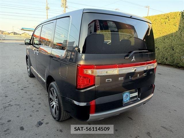 Mitsubishi DELICA 2024-02 8010839-9