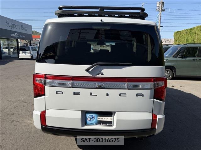 Mitsubishi DELICA 2024-02 8010844-13