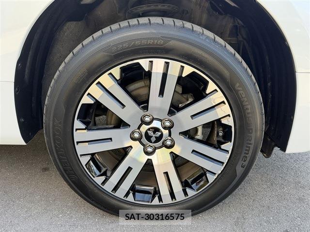 Mitsubishi DELICA 2024-02 8010844-15