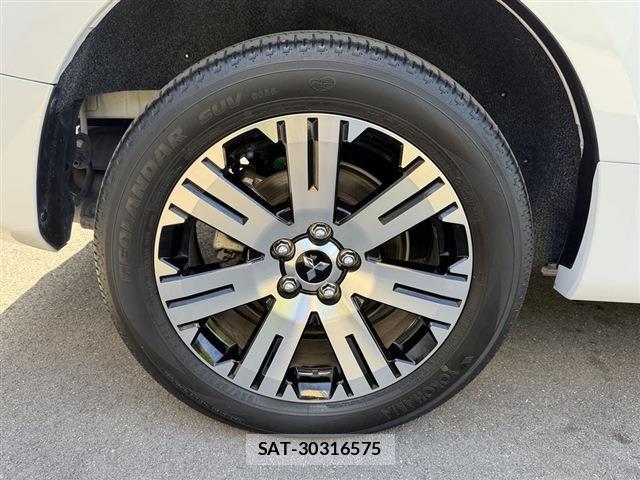 Mitsubishi DELICA 2024-02 8010844-16