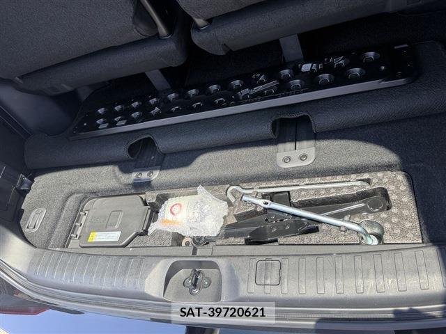 Mitsubishi DELICA 2025-07 8010851-10