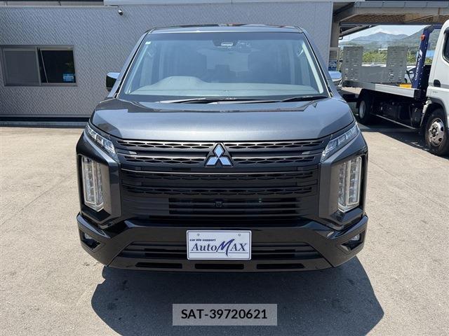 Mitsubishi DELICA 2025-07 8010851-4