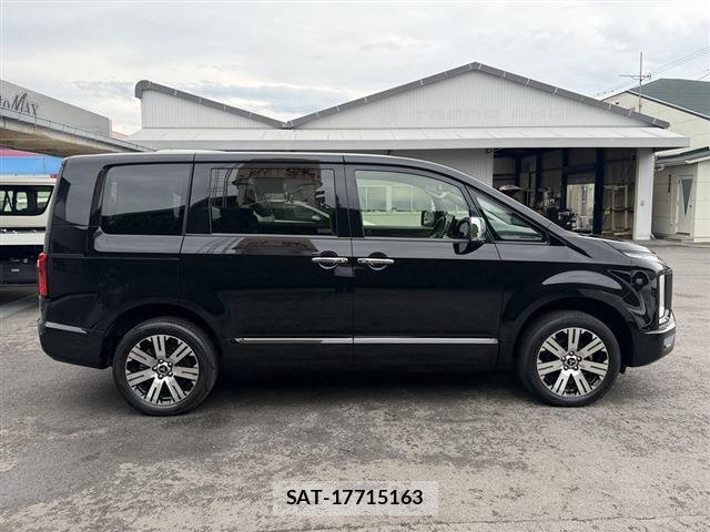 Mitsubishi DELICA 2024-06 8010853-3