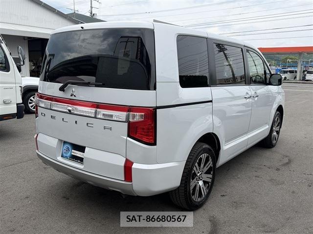 Mitsubishi DELICA 2024-10 8010854-1