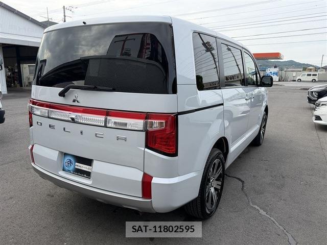 Mitsubishi DELICA 2024-01 8010857-1