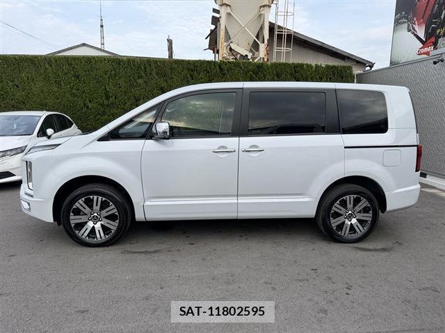 Mitsubishi DELICA 2024-01 8010857-2