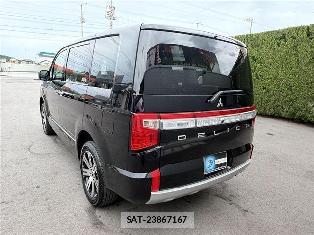 Mitsubishi DELICA 2025-11 8010858-1