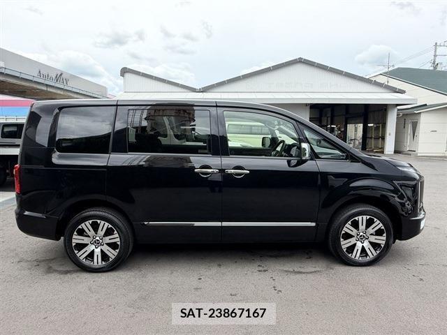 Mitsubishi DELICA 2025-11 8010858-3