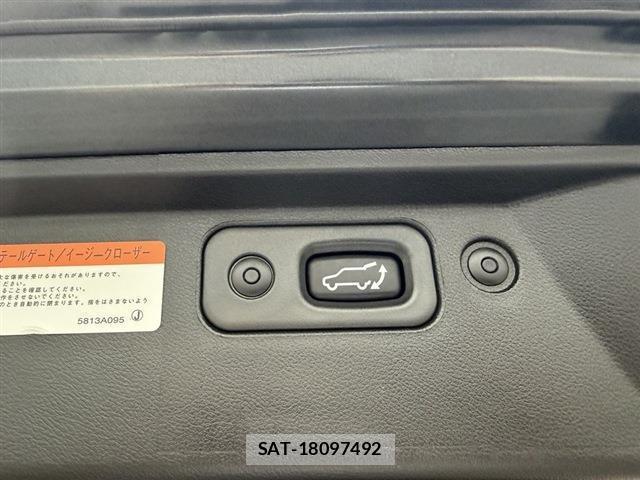 Mitsubishi DELICA 2024-11 8010860-11