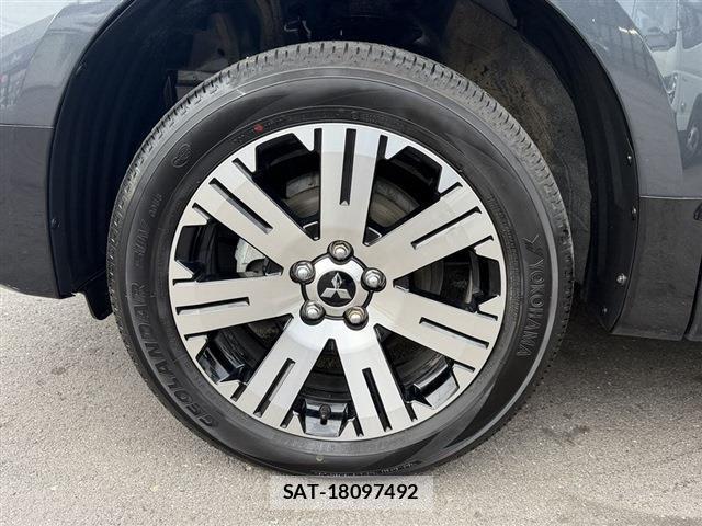 Mitsubishi DELICA 2024-11 8010860-17