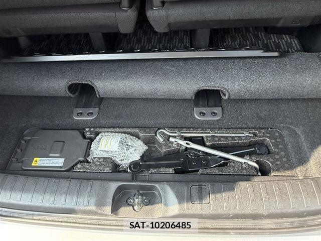 Mitsubishi DELICA 2024-06 8010861-10
