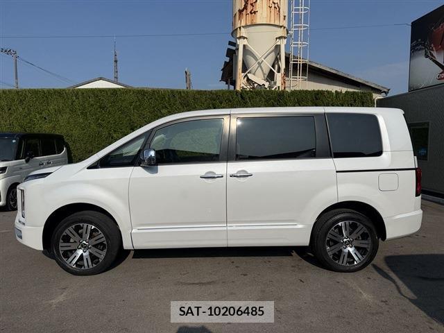 Mitsubishi DELICA 2024-06 8010861-2