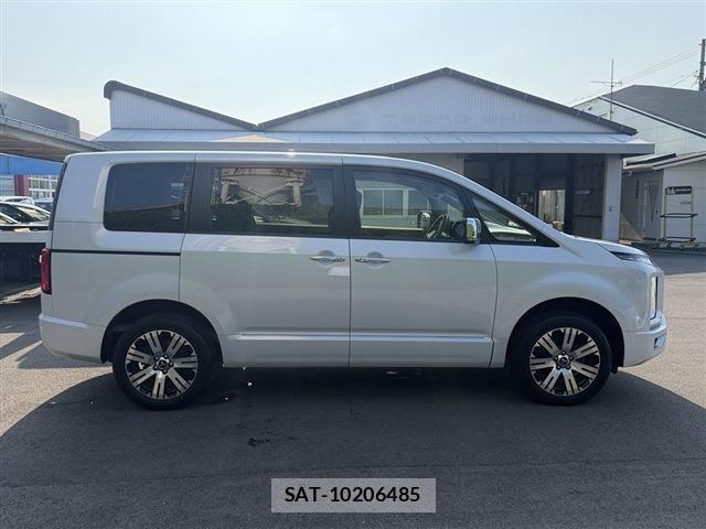 Mitsubishi DELICA 2024-06 8010861-3
