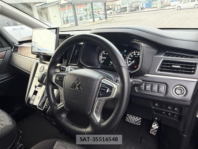Mitsubishi DELICA 2025-11 8010862-14