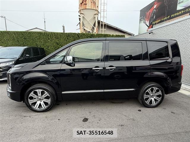 Mitsubishi DELICA 2025-11 8010862-2