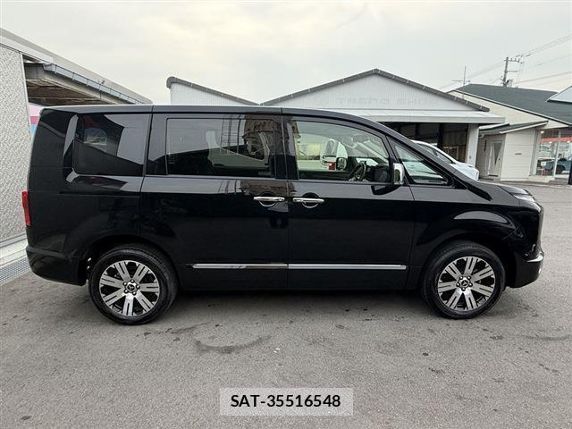 Mitsubishi DELICA 2025-11 8010862-3