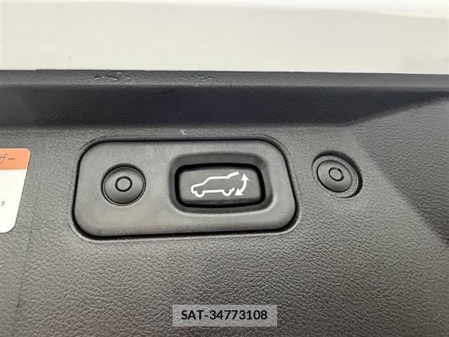 Mitsubishi DELICA 2024-02 8010863-11