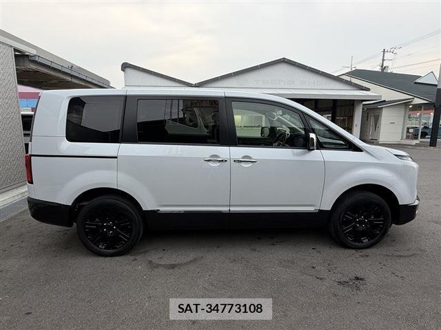 Mitsubishi DELICA 2024-02 8010863-3