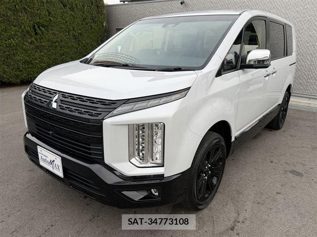Mitsubishi DELICA 2024-02 8010863-4