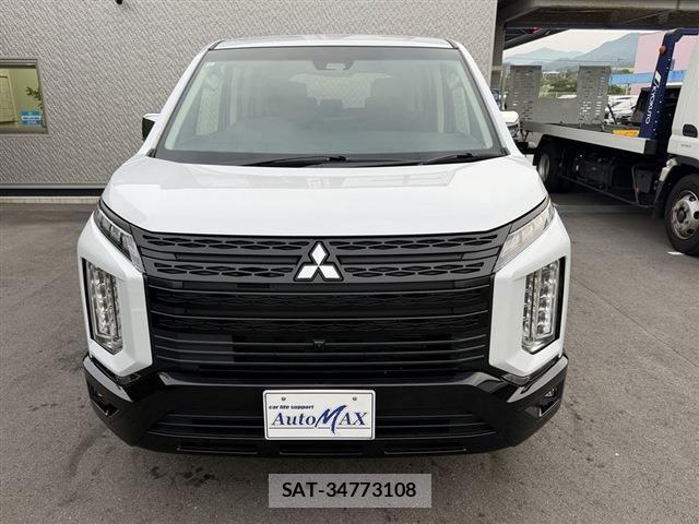 Mitsubishi DELICA 2024-02 8010863-5