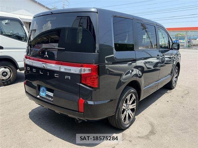 Mitsubishi DELICA 2024-07 8010864-1