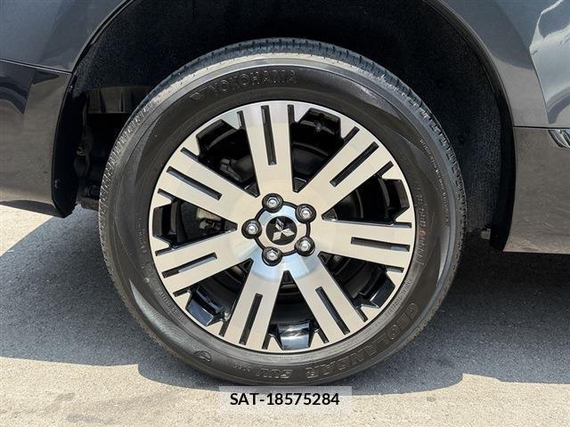 Mitsubishi DELICA 2024-07 8010864-15