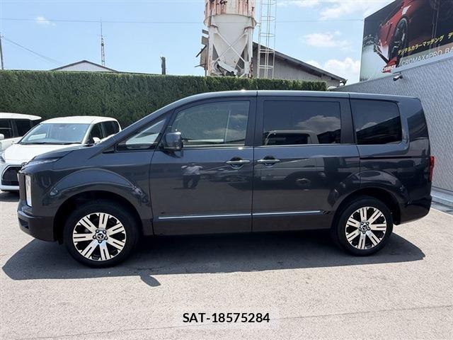 Mitsubishi DELICA 2024-07 8010864-2