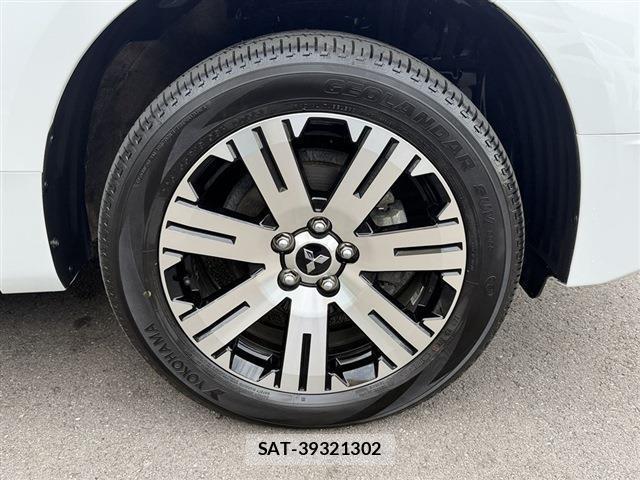 Mitsubishi DELICA 2024-11 8010866-14