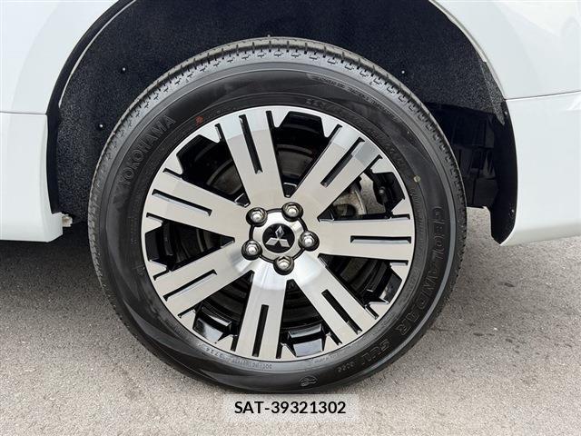 Mitsubishi DELICA 2024-11 8010866-16