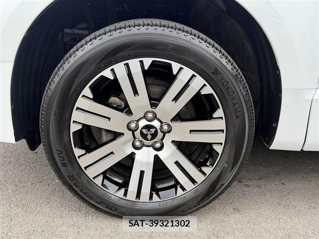 Mitsubishi DELICA 2024-11 8010866-17