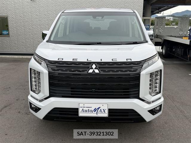 Mitsubishi DELICA 2024-11 8010866-4