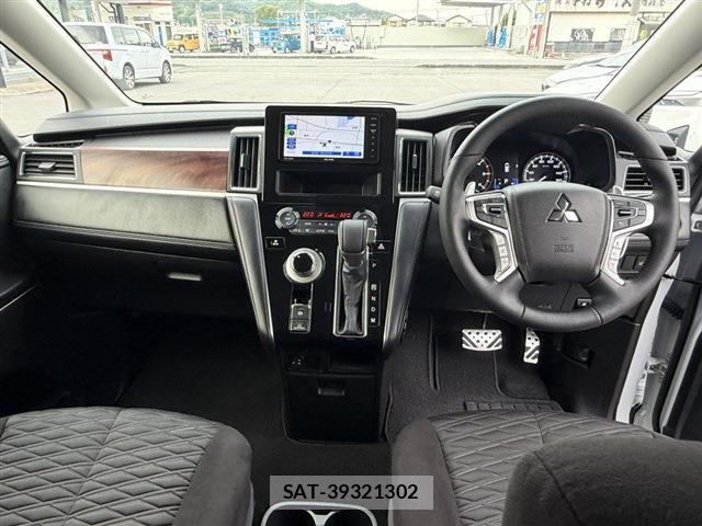 Mitsubishi DELICA 2024-11 8010866-6