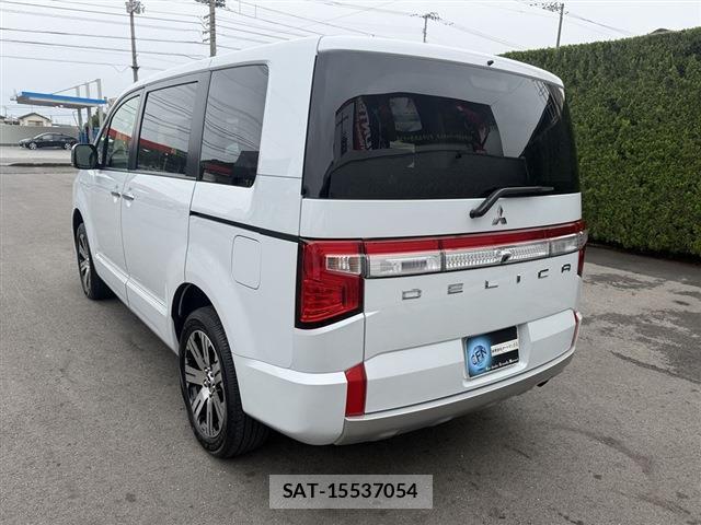 Mitsubishi DELICA 2024-10 8010868-9