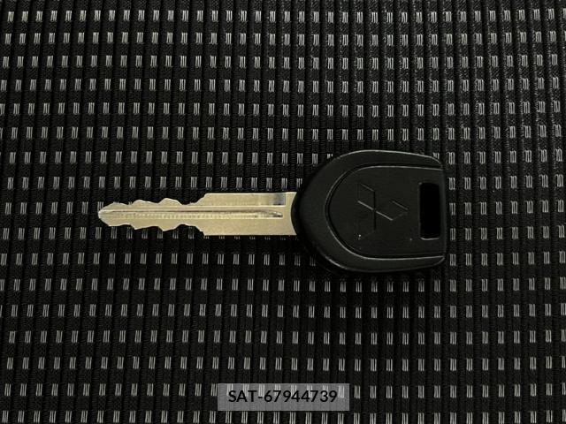 Mitsubishi DELICA 2008-12 8011267-3
