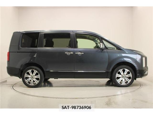 Mitsubishi DELICA 2024-11 8011309-14